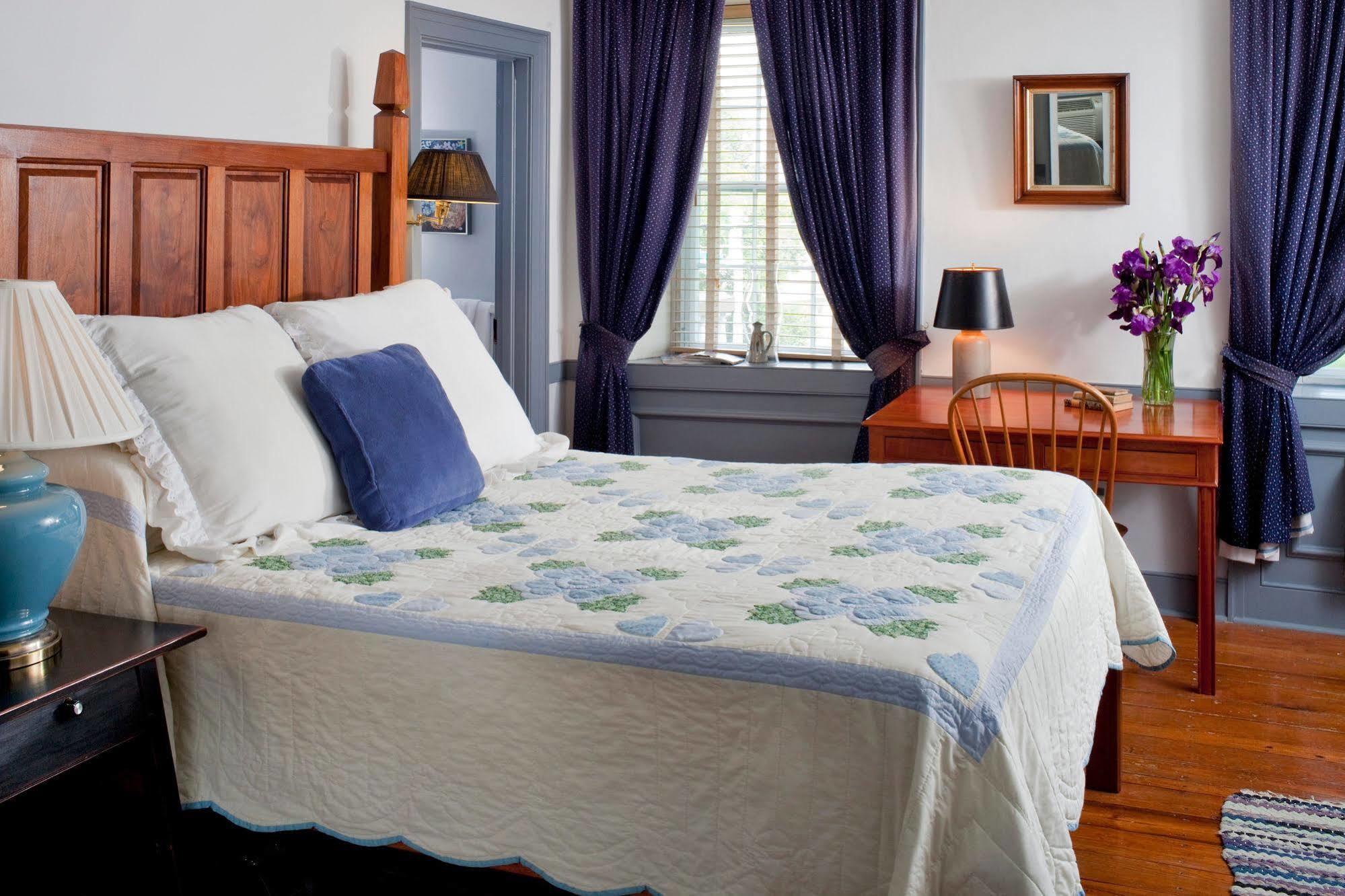 Historic Smithton Inn Эфрата Экстерьер фото